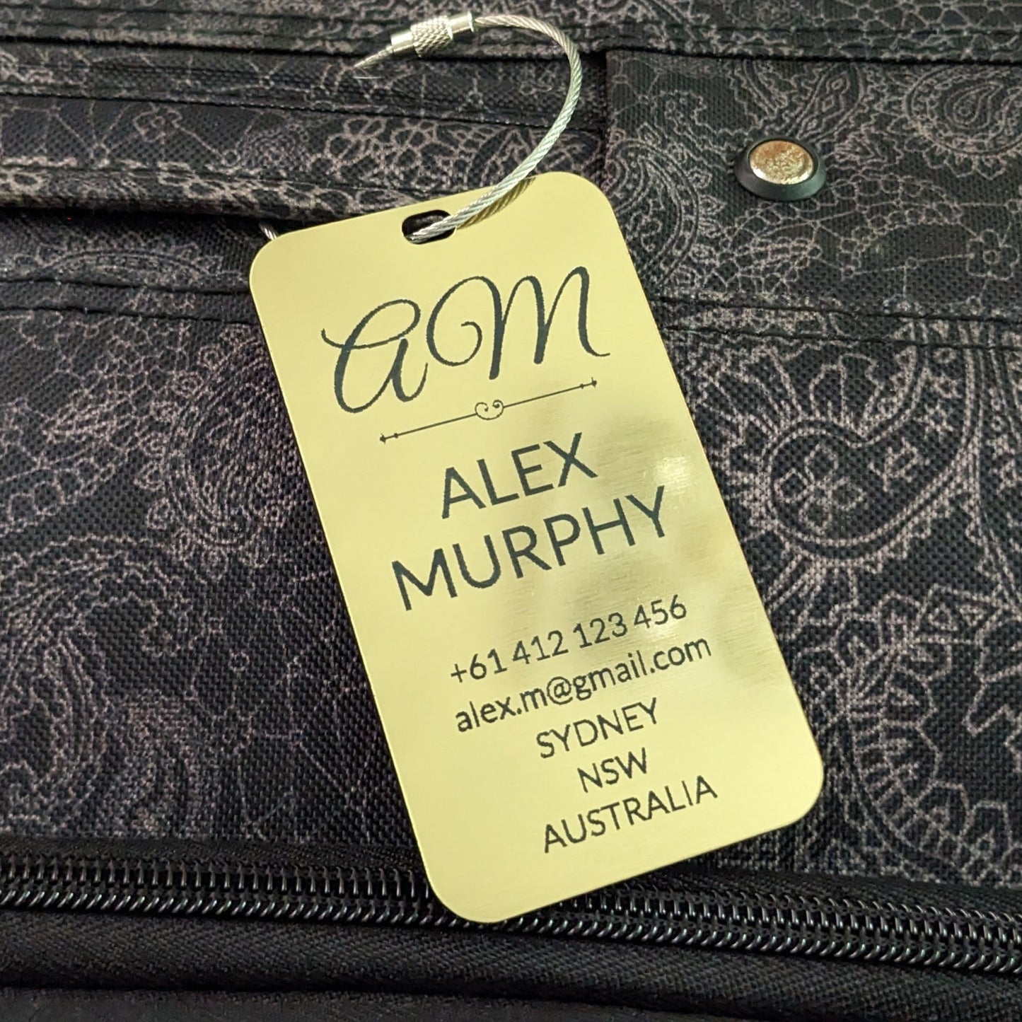 Rectangle Tag (Metal Look)